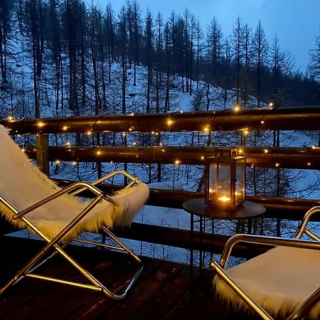 Charlotte 33 * ברויל-קרוויניה